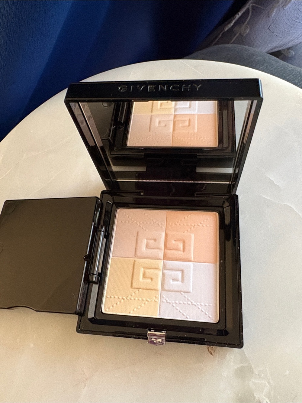 Givenchy PRISME LIBRE powder in 02 SATIN BLANC ✨NWOB ✨